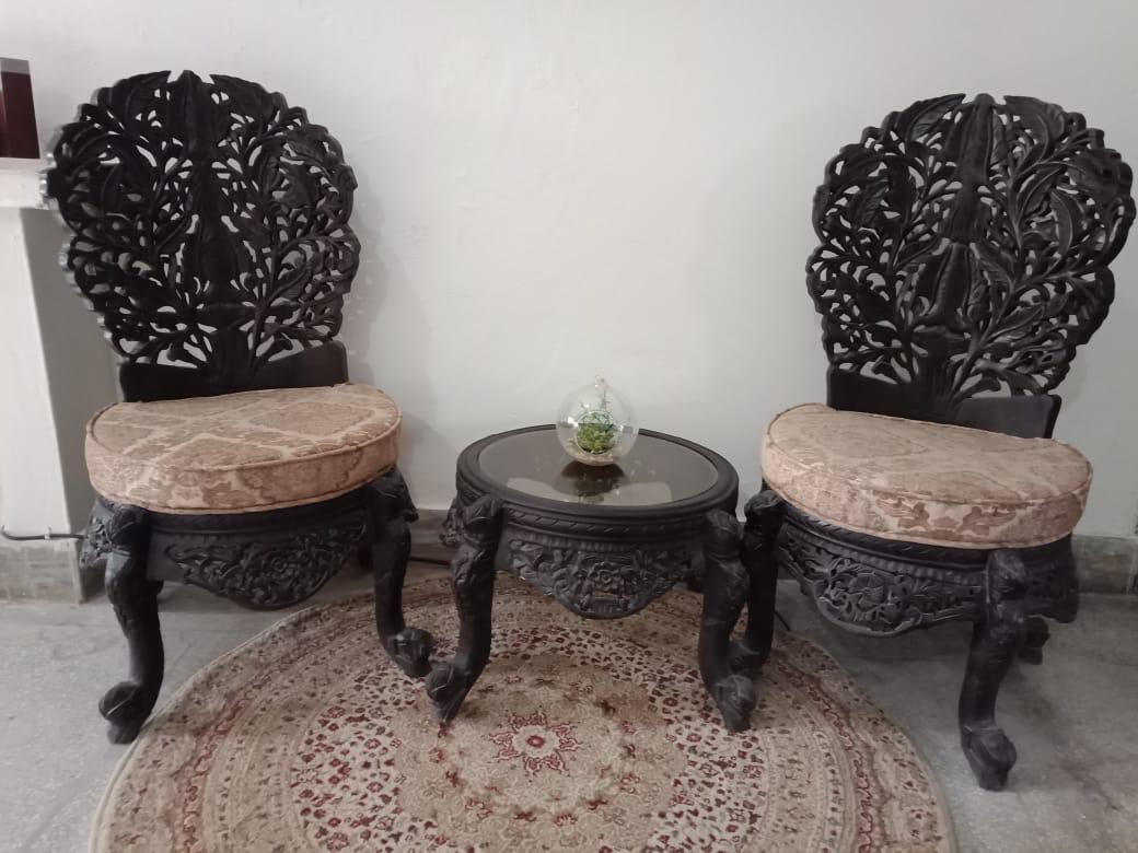 Chiniote Pera Seat – Premium Handcrafted Wooden Seating